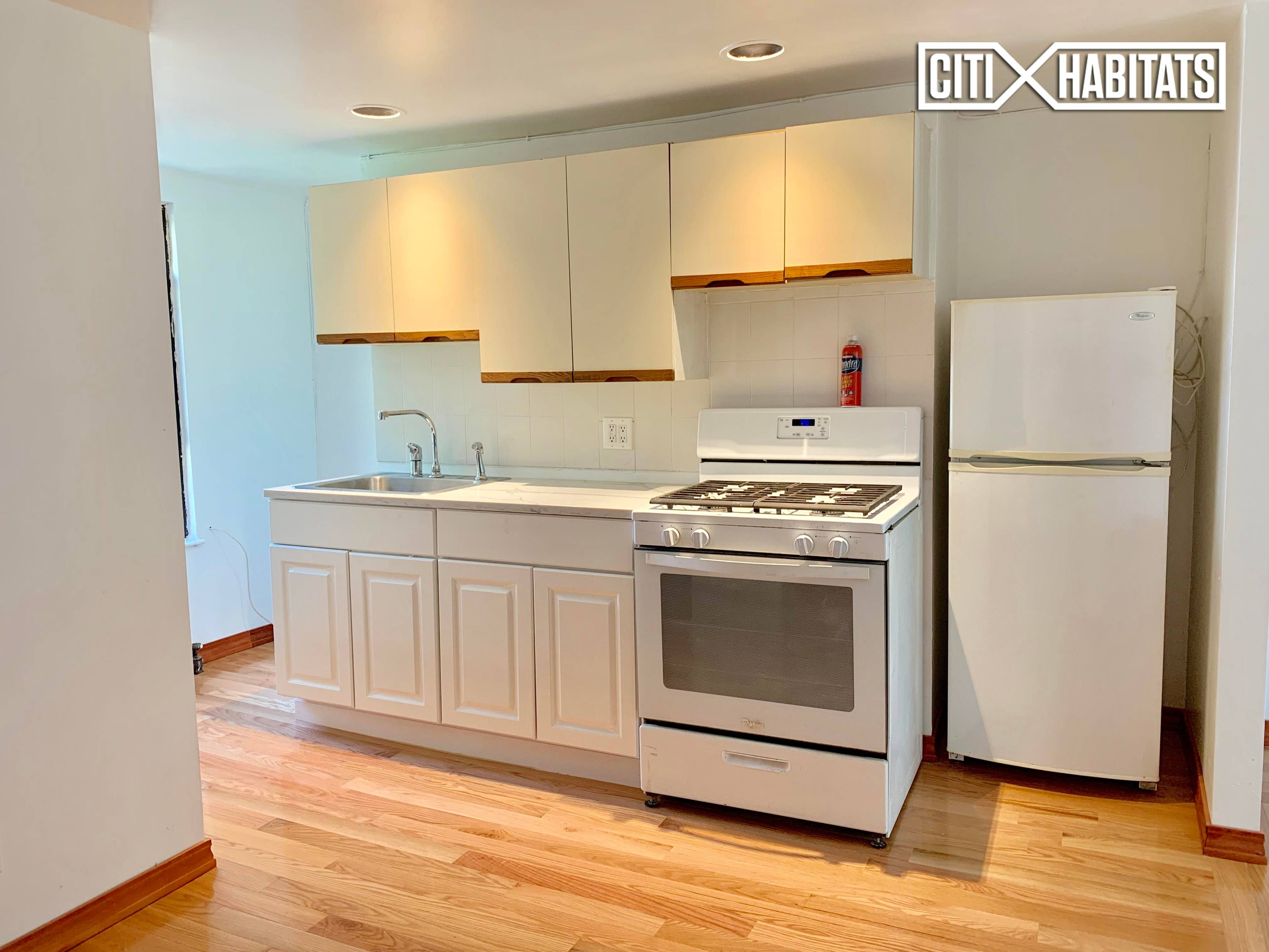 Gut Renovated Four Bedroom in the heart of Williamsburg proper The bedrooms are large and separately boxed away from each.