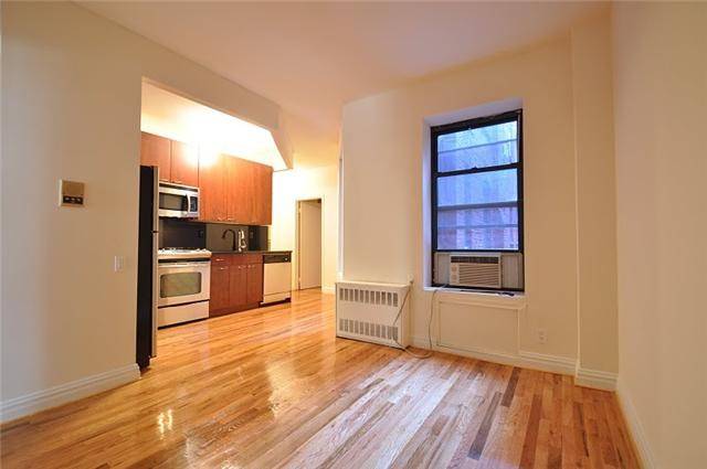 Newly renovated 2 BED 1 BA apartment with private balcony**E25th/3rd Ave*