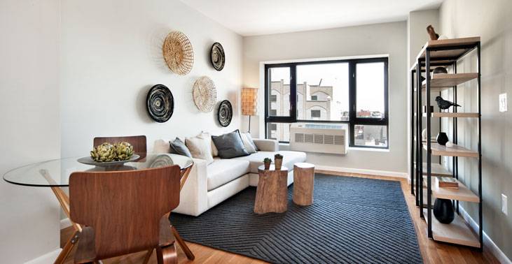 ★★★★★ ULTRA !LUXURY ASTORIA Residence . Balcony,Washer&Dryer . Condo Style Finishes. GREAT LAYOUTS.24Hr Doorman, SPECTACULAR AMENETIES.ASTORIA PARK
