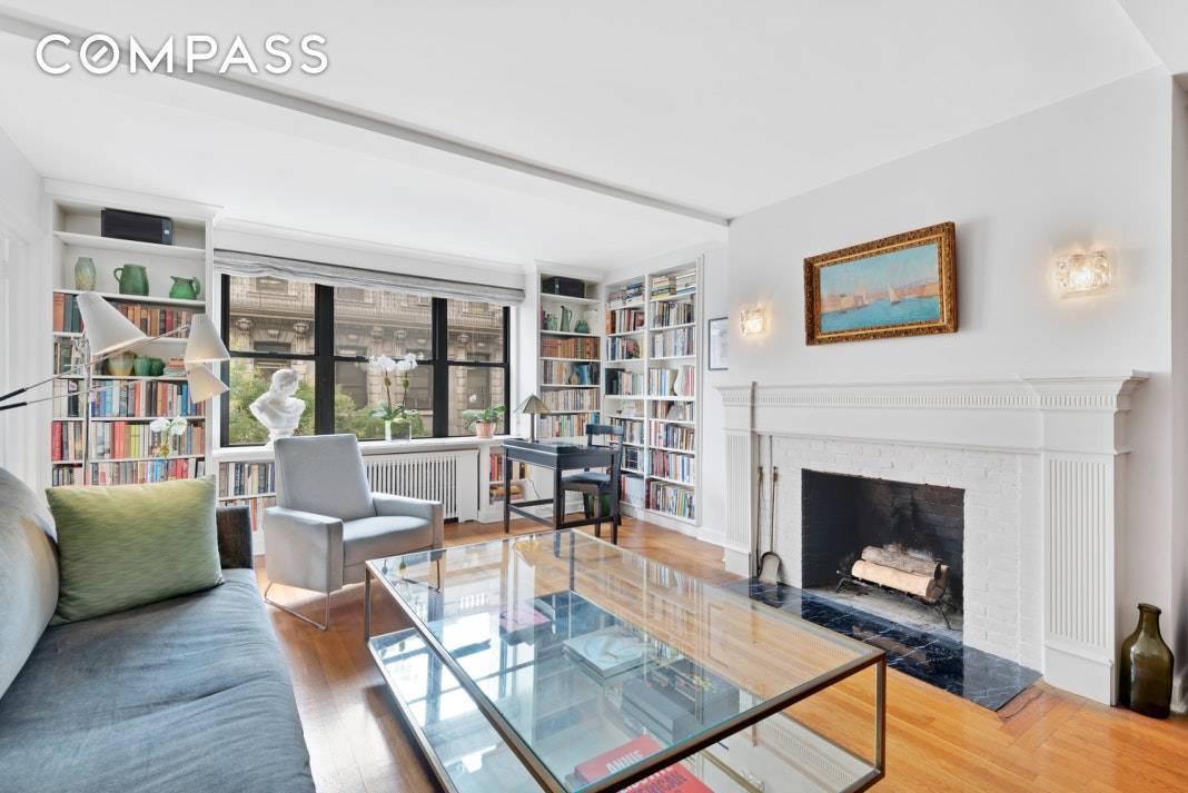 At the edge of Gramercy and Kips Bay on the prettiest stretch of tree lined East 28th Street, you ll discover this mint 2 BR 2 Bath home in a ...
