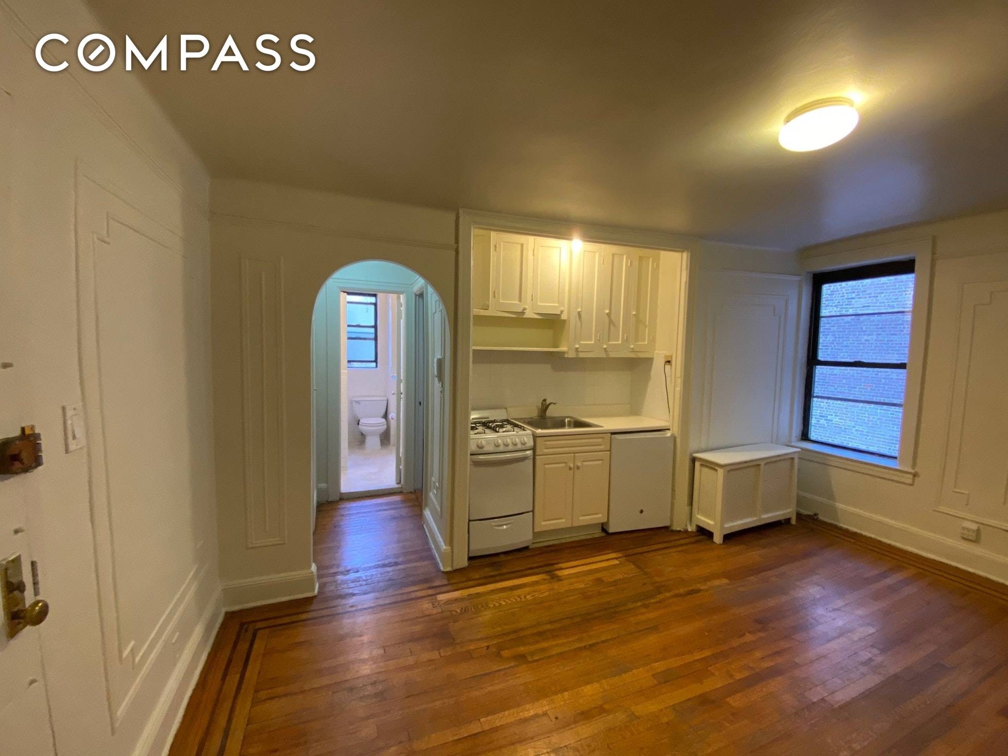 Welcome to your 1 Bedroom residence in Midtown East !