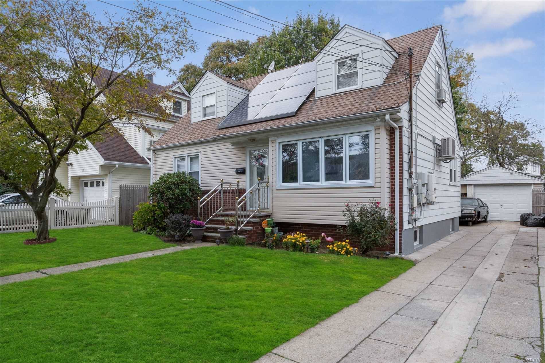 Great opportunity to own a beautiful cape style home, ideally located near shopping, major roadways and LIRR for easy commutes.