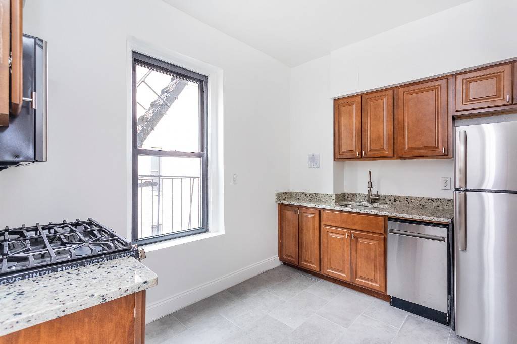 This sprawling 2 bedroom is situated on a picturesque block west of Broadway on Seaman Ave, one of the most desirable blocks in Inwood.