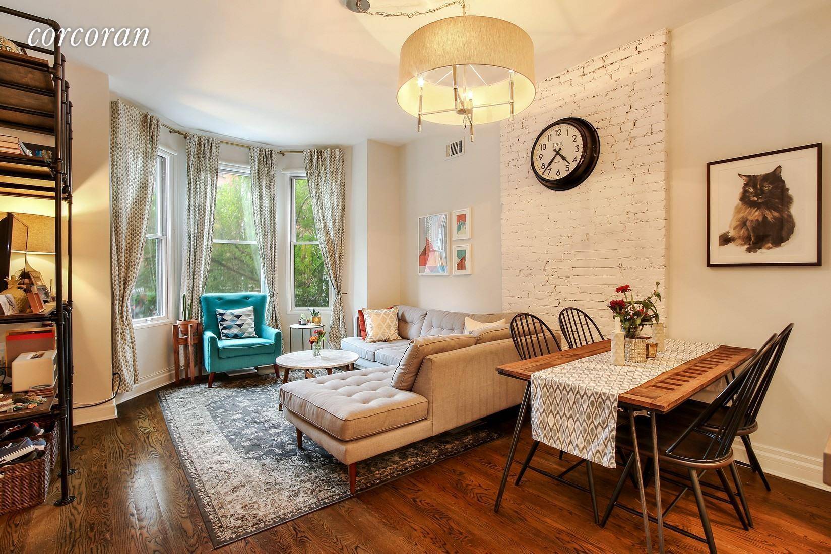 Stunning 2BR 2. 5BTH duplex with Private Garden in prime Park Slope !