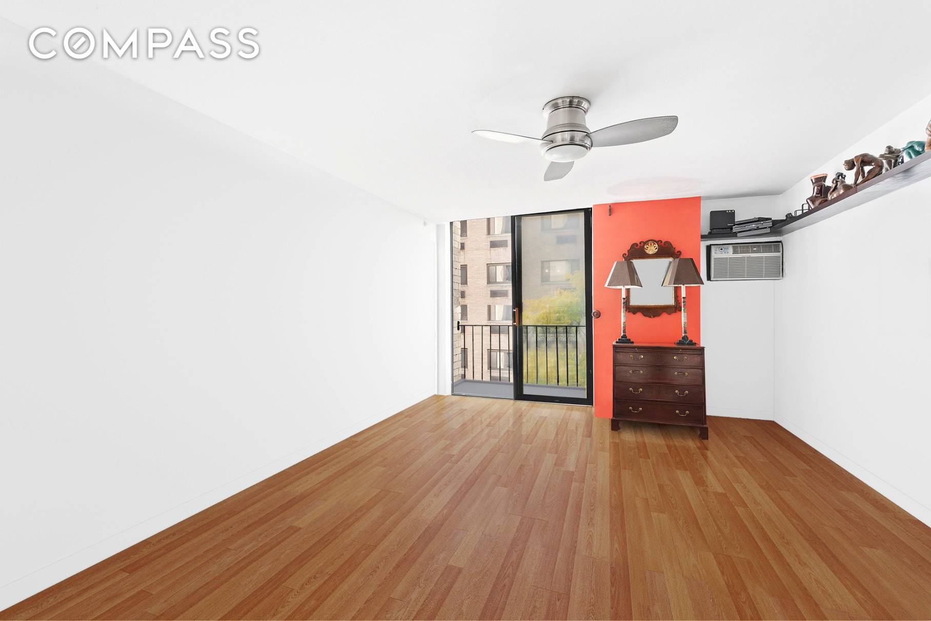 Beautiful, Sunny, Furnished, Balcony, Sunny, Studio Apartment, Gramercy park, Penny Lane Apartments, hardwood floors, Doorman, laundry on each floor, southern exposure, blue tiled kitchen, ceiling fan and a c, amazing, ...