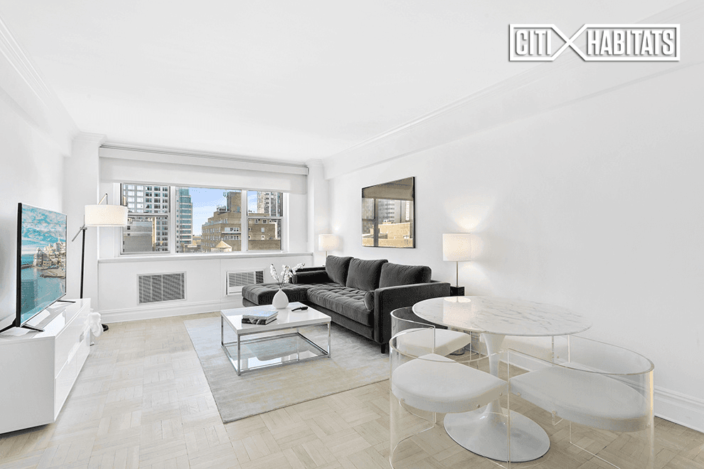 FULLY FURNISHED SHORT TERM AVAILABLE Luxury living never goes out of style in this sleek, modern fully furnished one bedroom apartment !