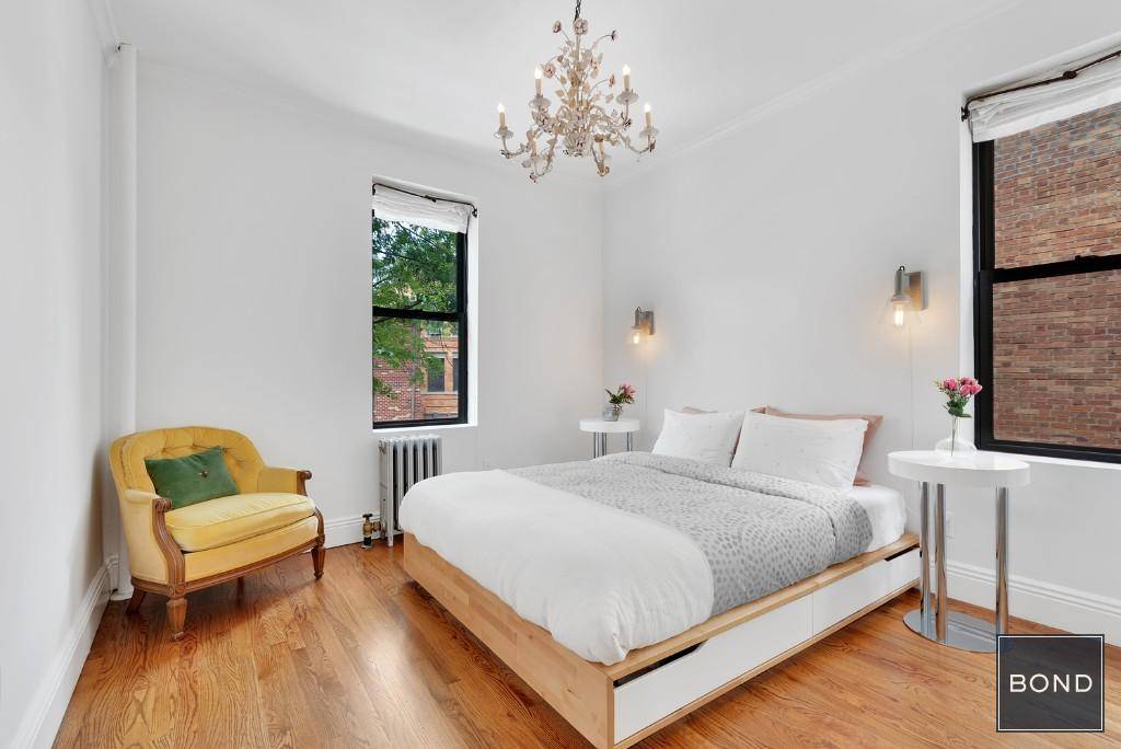 Presenting Astoria Lights four completely renovated pre war co op buildings that have been re imagined and reinvigorated with open, loft style floor plans, cutting edge amenities and sophisticated modern ...