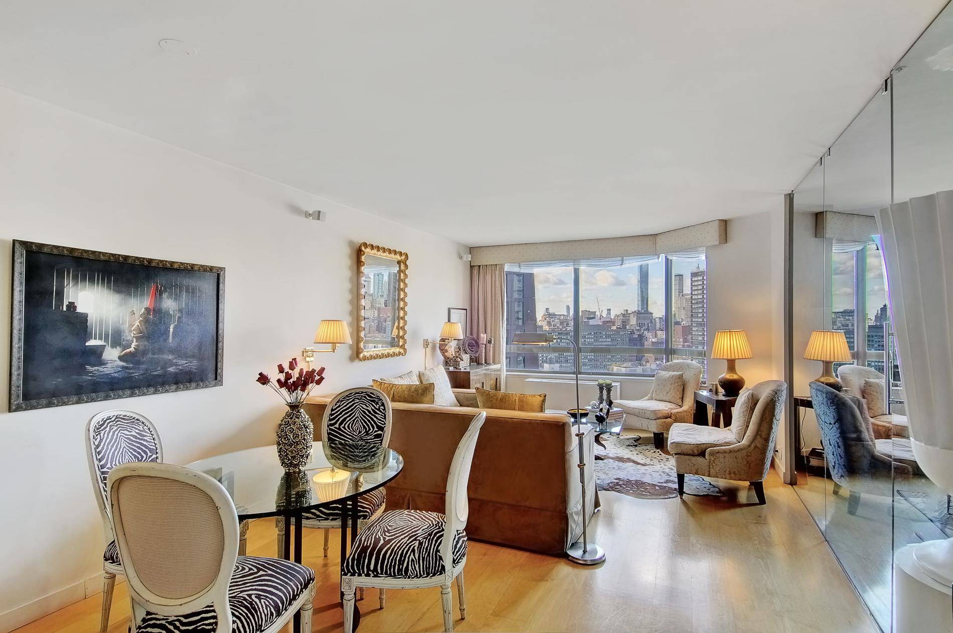 Massive 2 bedroom 2 bath apartment with stunning views of Midtown Manhattan !