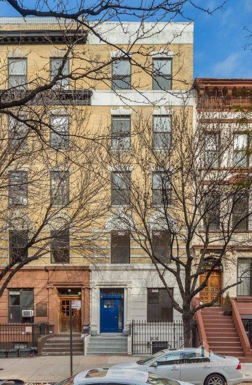 5 story multi Family in the heart of Harlem, right next to city college, mainsubway and buses routes, easy access to the I 87 and the west side highway, 125TH ...