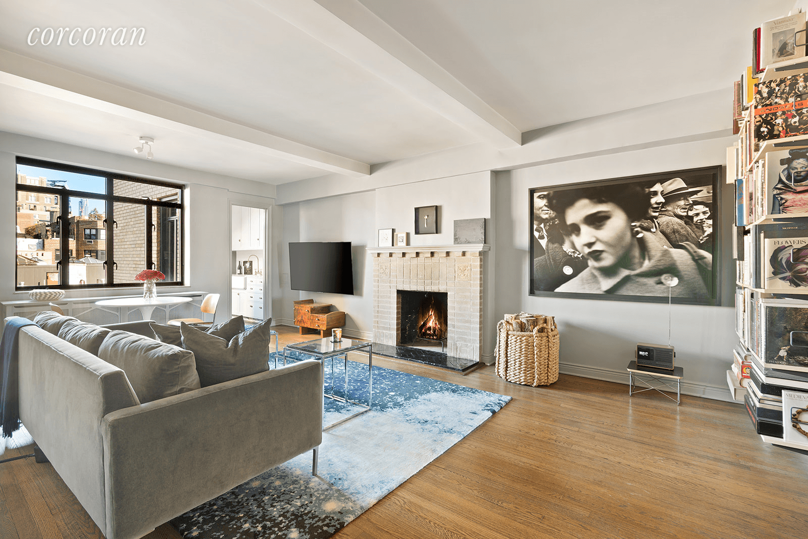 Located on one of the most prime blocks in the city, this high floor, sophisticated, completely renovated, view residence is absolute perfection.