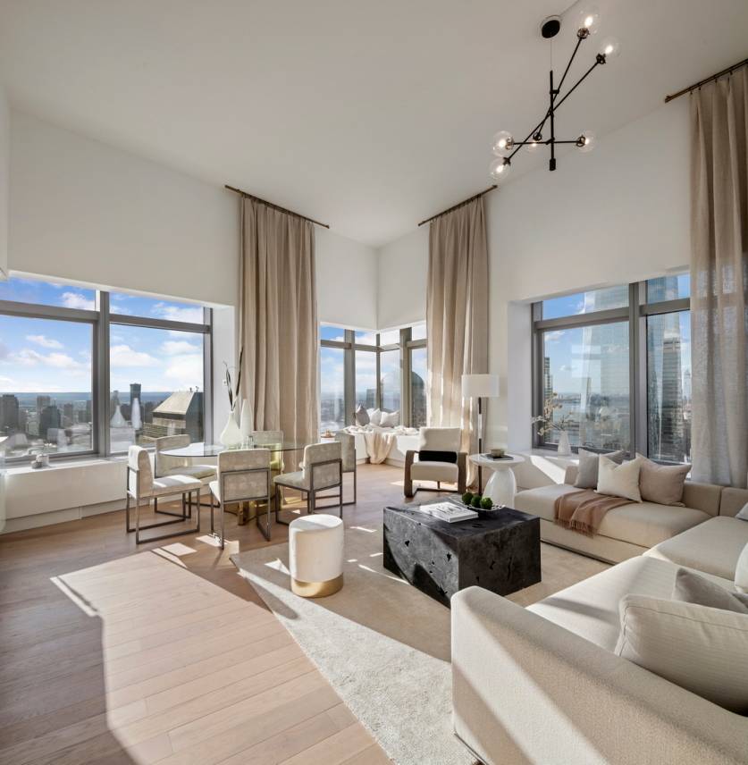 Imagine waking up every day with a smile on your face, this is what living in this stunning penthouse will do to you.