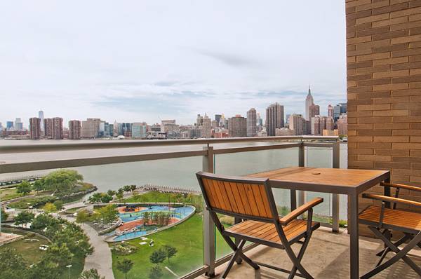 Rare Exquisite 1Bed with NYC Skyline in LIC!/ The View Condo