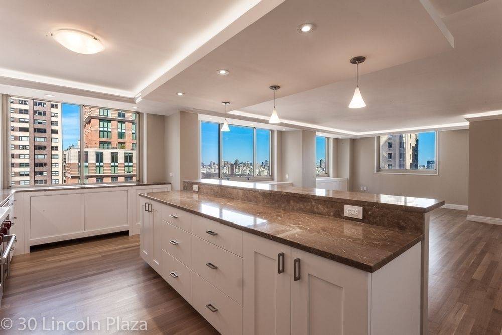 Central Park Views Magnificent Sprawling Elegant Hi-Floor Three Bedroom Unrivaled Amenities & Garage in Lincoln Center NO FEE