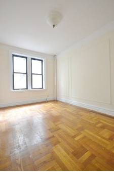Beautiful Newly Renovated  Home in Best Part of Manhattan! D/W, M/W, Laundry, Elevator, Pets welcome!
