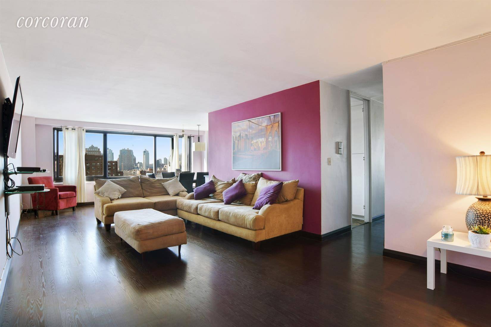 Perched on a high floor of Willoughby Walk Coops STARING AT THE MANHATTAN SKYLINE AND BRIDGES SPANNING THE EAST RIVER, this Clinton Hill CORNER UNIT 3 bedroom, 2 bath is ...
