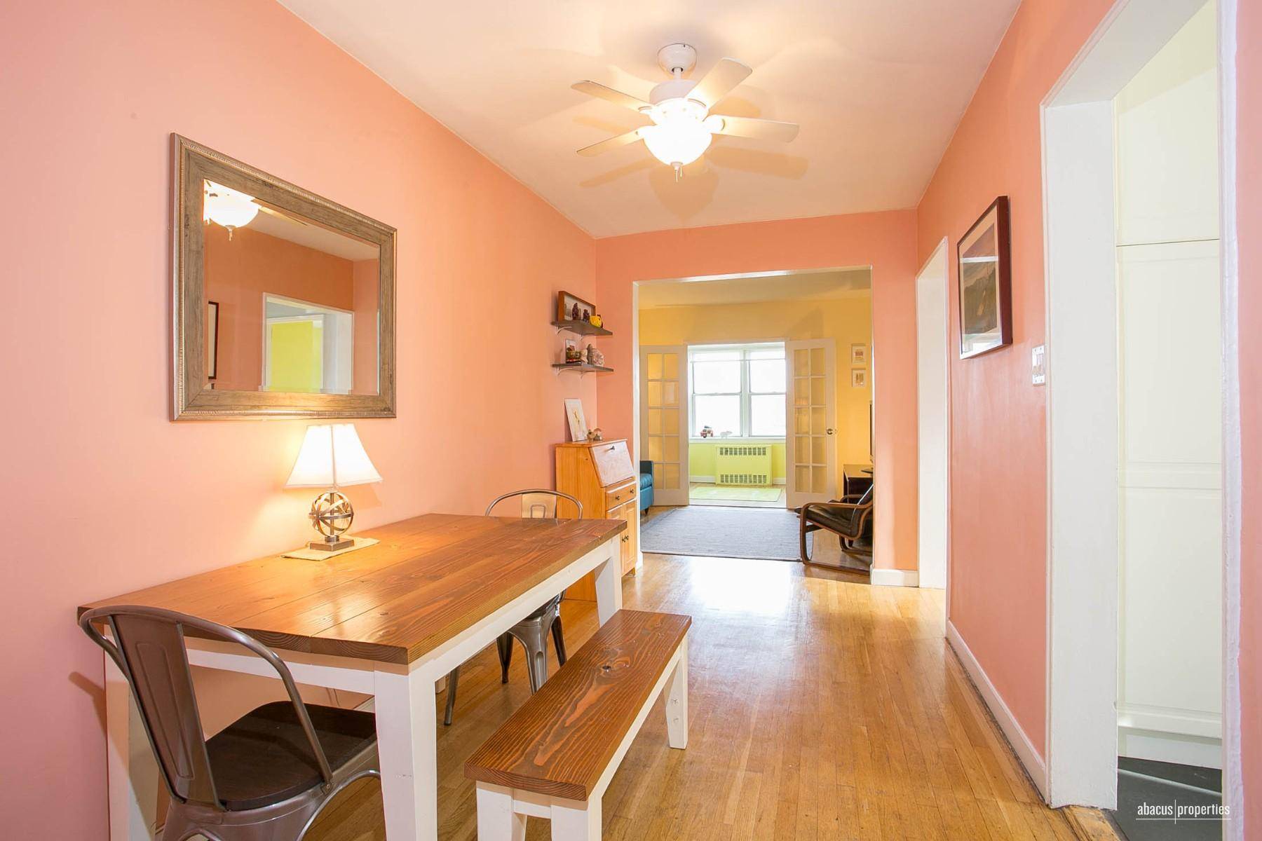 Let the sunshine in ! This lovely 1 bedroom coop is a top floor corner unit, sun drenched with both eastern and southern exposures.