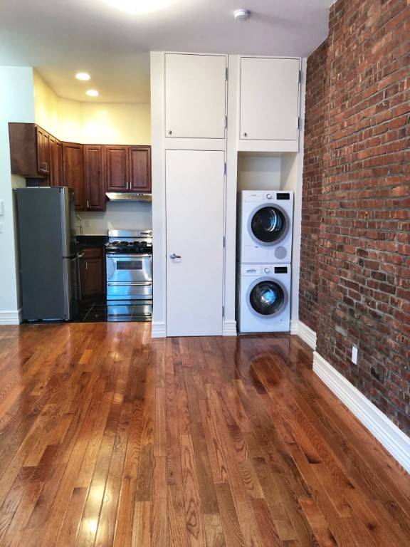 One of a Kind 1 Bed on one of the best blocks of UWS APARTMENT DETAILS Large Gut Renovated 1 Bedroom Excellent Closet Space Top of the Line Kitchen Granted ...