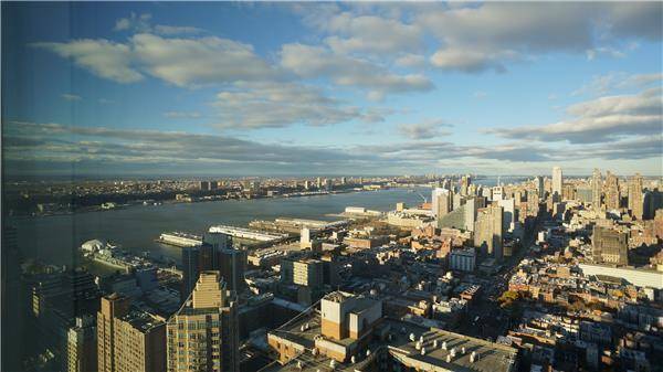 Midtown***59th Floor Hudson River View***High End Appliances***1 Bedroom***Swimming Pool