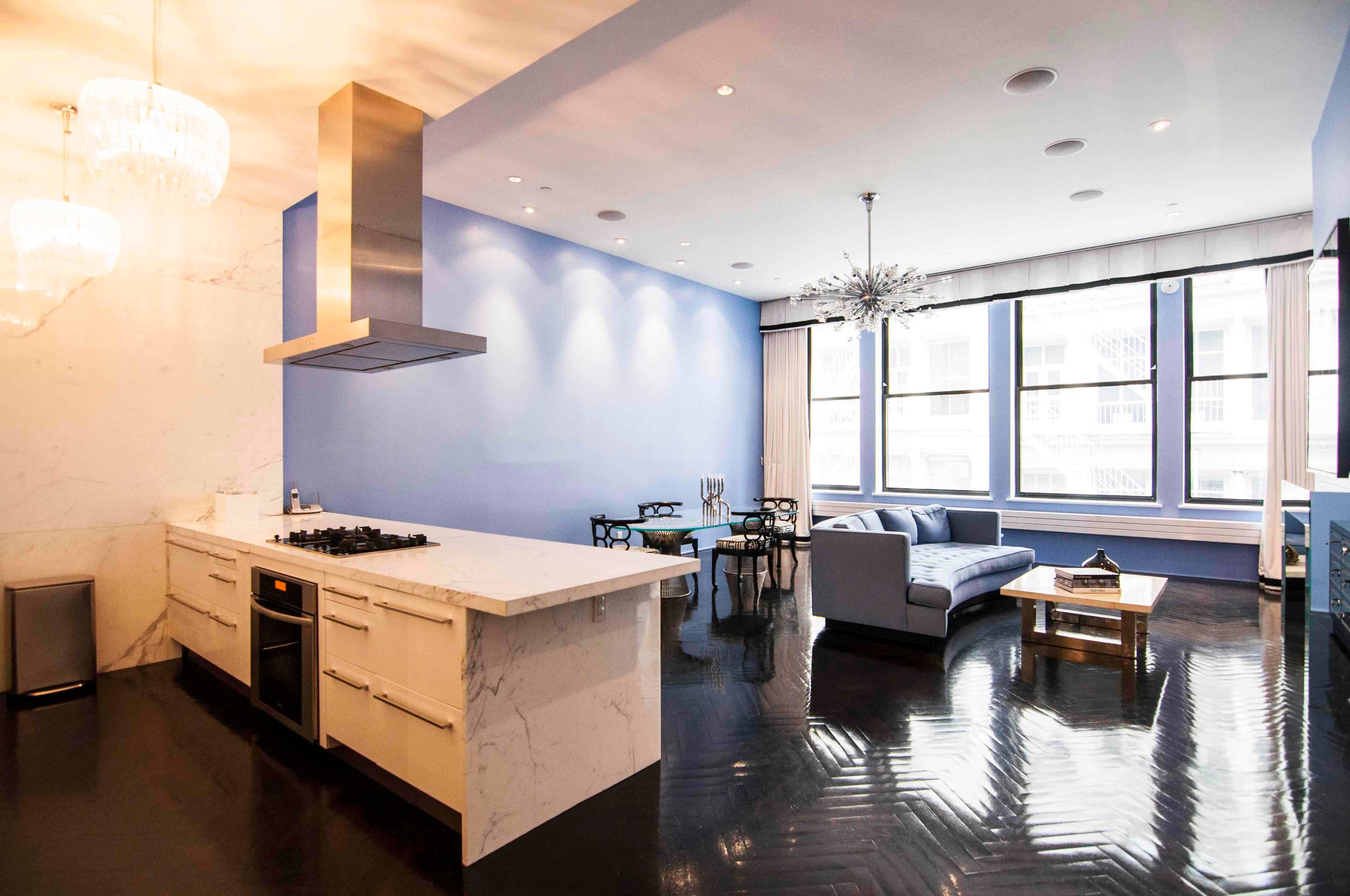 FURNISHED FULL SERVICE CONDO LOFT RENTAL IN THE HEART OF SOHO !