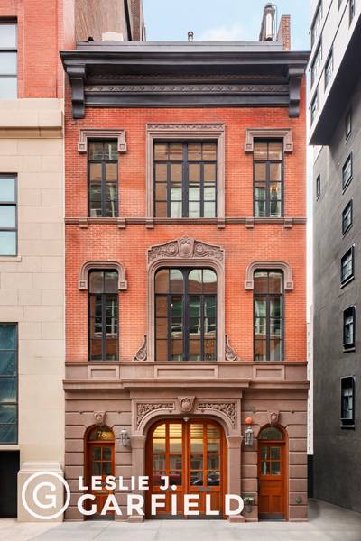 78 Morton Street is an exquisite 25' wide single family mansion in the heart of the West Village.