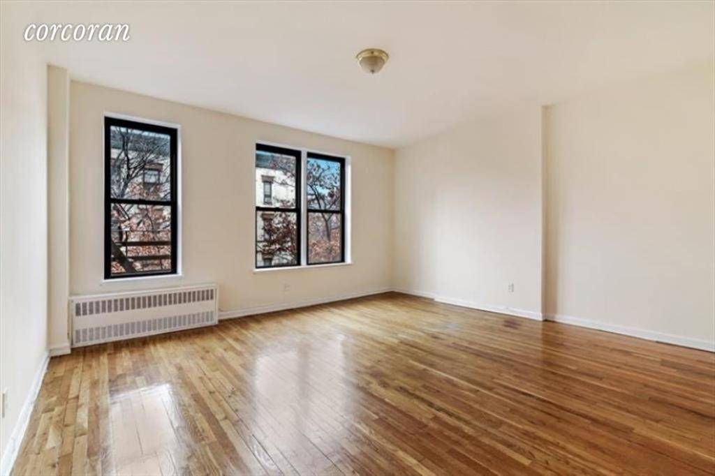 RENOVATED 700 sqft, Rare nice corner 1 bedroom on 6th ave and president street, apartment features NEW kitchen W STAINLESS STEEL APPLIANCES amp ; DISHWASHER, open to a large size ...