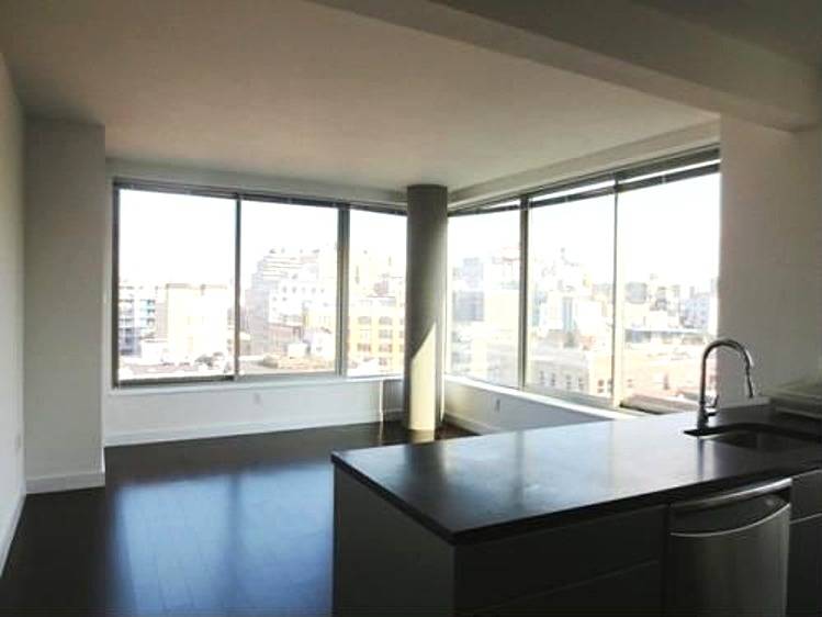 ★★★★★ Tribeca Ultra Luxury 1 BR / 1 BTH  for Rent . Specatcular Ameneties and Highest Level of Service . Best Location .