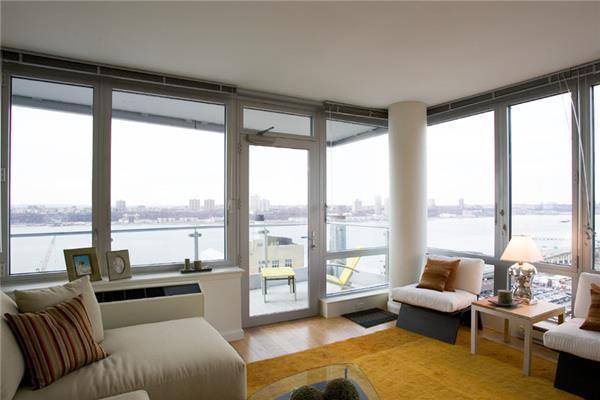 * Upper West Side Ultra Luxury 1 Br/1 Bth  Apartment  for Rent . 24 Hr Doorman. Health Club .Resident Lounges.Roof-Sun Decks  Specatcular Ameneties and Highest Level of Service . Best Location .