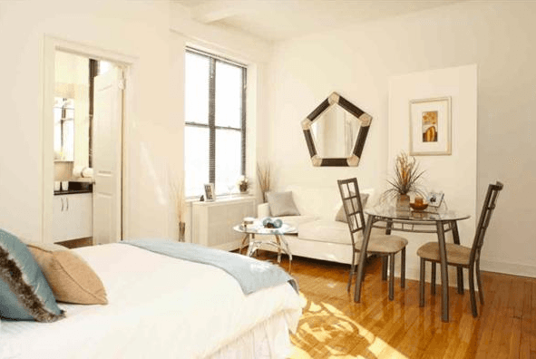 Upper West Side Studio just steps to Central Park and close to trains.