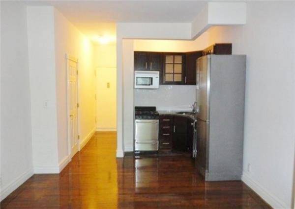 WASHER AND DRYER *** ELEVATOR *** DISHWASHER *** STAINLESS STEEL *** HOT AREA***