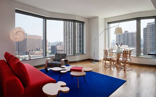 Huge 1 Bedroom Apartment in the Financial District| Full Doorman!