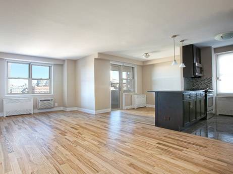 NEW YORK CITY***TRIBECA***PRIME LOCATION***HUGE BEDROOMS***HIGH CEILINGS***OUTDOOR SPACE***FABULOUS FINISHES!!