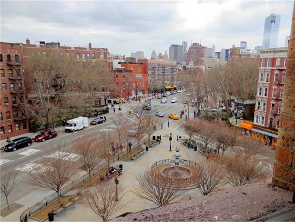 IDEAL WEST VILLAGE; SPACIOUS 2 BEDROOMS; UNOBSTRUCTED VIEW