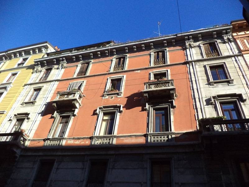 Milan Italy Fashion District Pied a Terre Apartment for Sale !