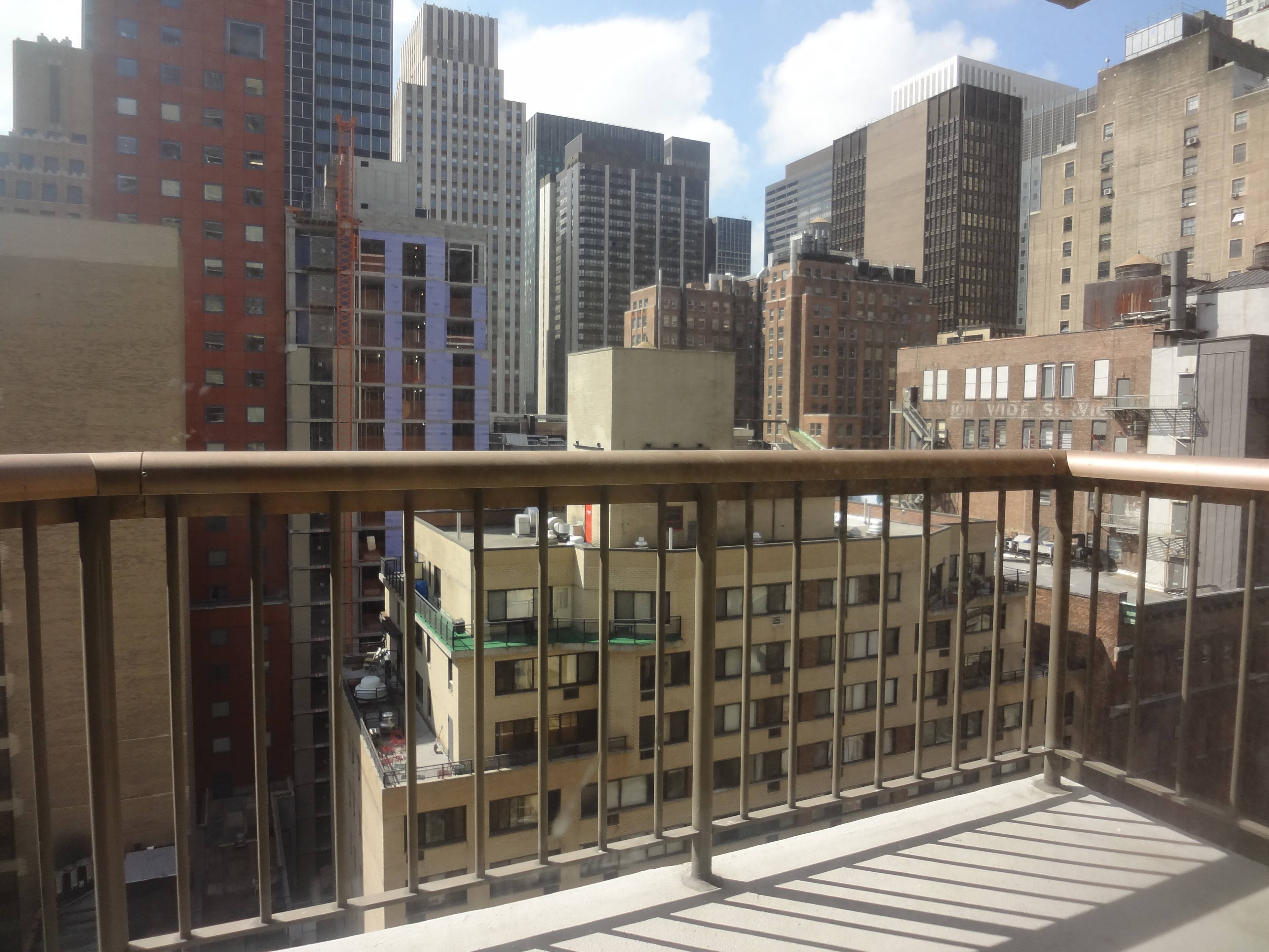 >>>Grand Central ~ 44th St+3rd Ave ~ Private Balcony ~ 1BR/BA in Luxury Hi Rise<<<