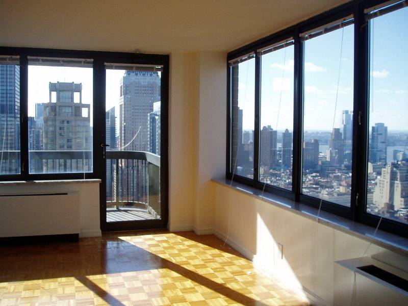 ★★★★★LUXURY MIDTOWN WEST 1BR/1Bth with Balcony ~ 24hr Doorman . Swimming Pool and Health Club . Incredible Location and Best Service