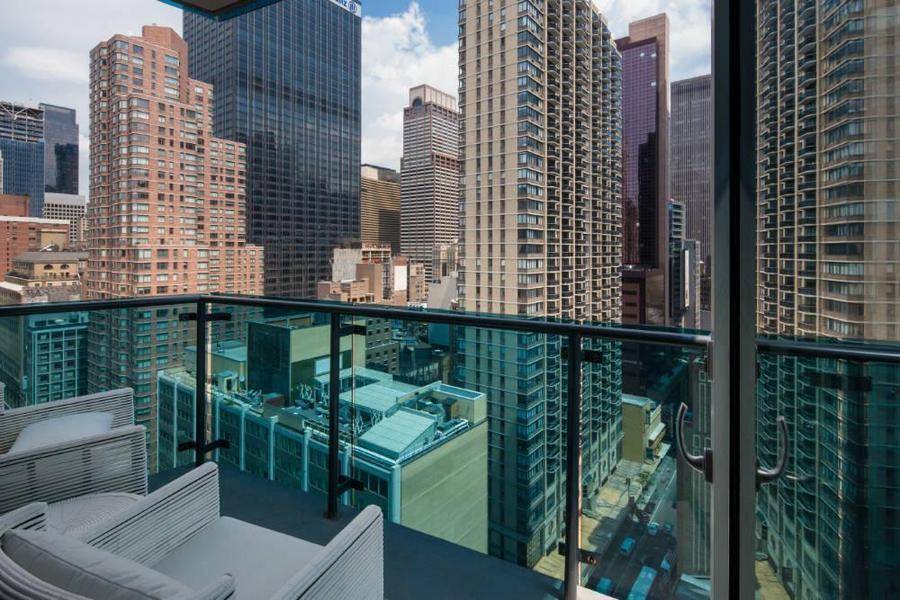 Private Glass Terrace * Park & City Views * Double Corner Exposure * Floor-to-Ceiling Windows **Midtown West