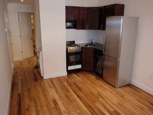 One bedroom Apartment with Gut New Renovations, Stainless Steel Appliances, and W/D  in the East 60s