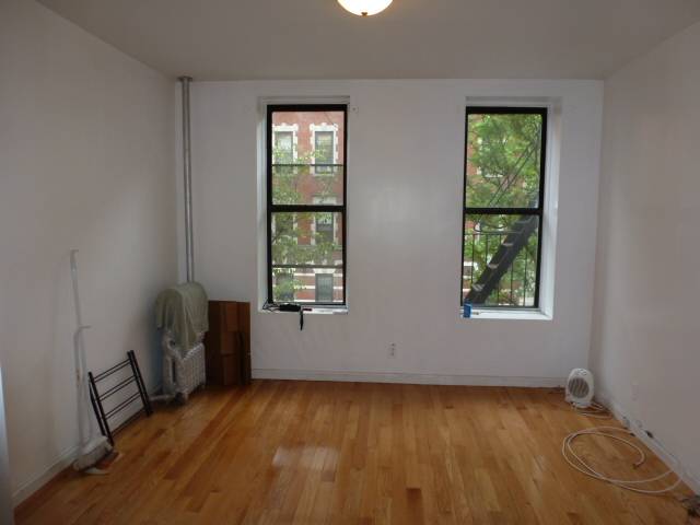 HDFC Co-Op Available Studio Just Off Broadway! Rare Find / Restrictions Apply