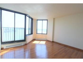 SpaHa 3BR for Only $3000!  Immediate Occupancy ~ DoorMan Building