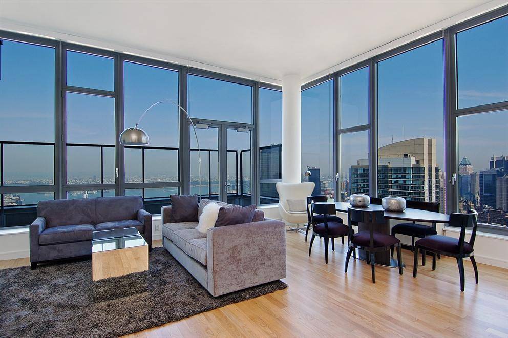 **MUST SEE** THE HOTTEST BUILDING IN CHELSEA-- 2 BEDROOM w/ DOORMAN AND VIEW $7,500