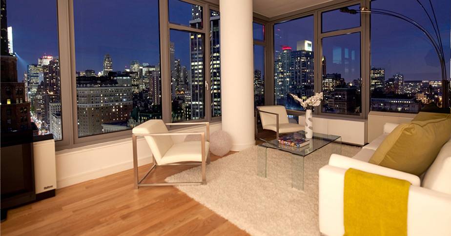 Prime Chelsea stunning views, modern finishes, tons of windows: Phenomenal One Bedroom in Chelsea steps from its Hip Art Galleries, Boutiques, and Nightlife 
