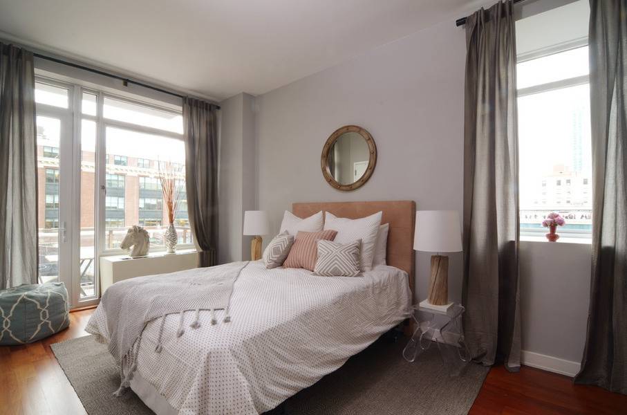 *No Fee in LONG ISLAND CITY! Be the FIRST to OCCUPY THIS GEM*