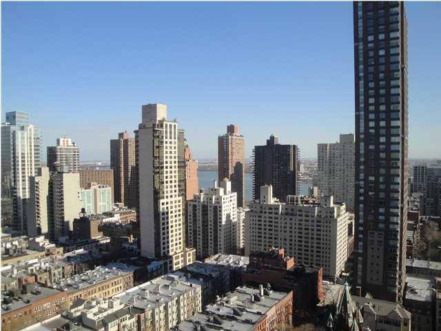 Large Two Bedroom Apartment on Upper East Side for Sale - Corner with Open Views