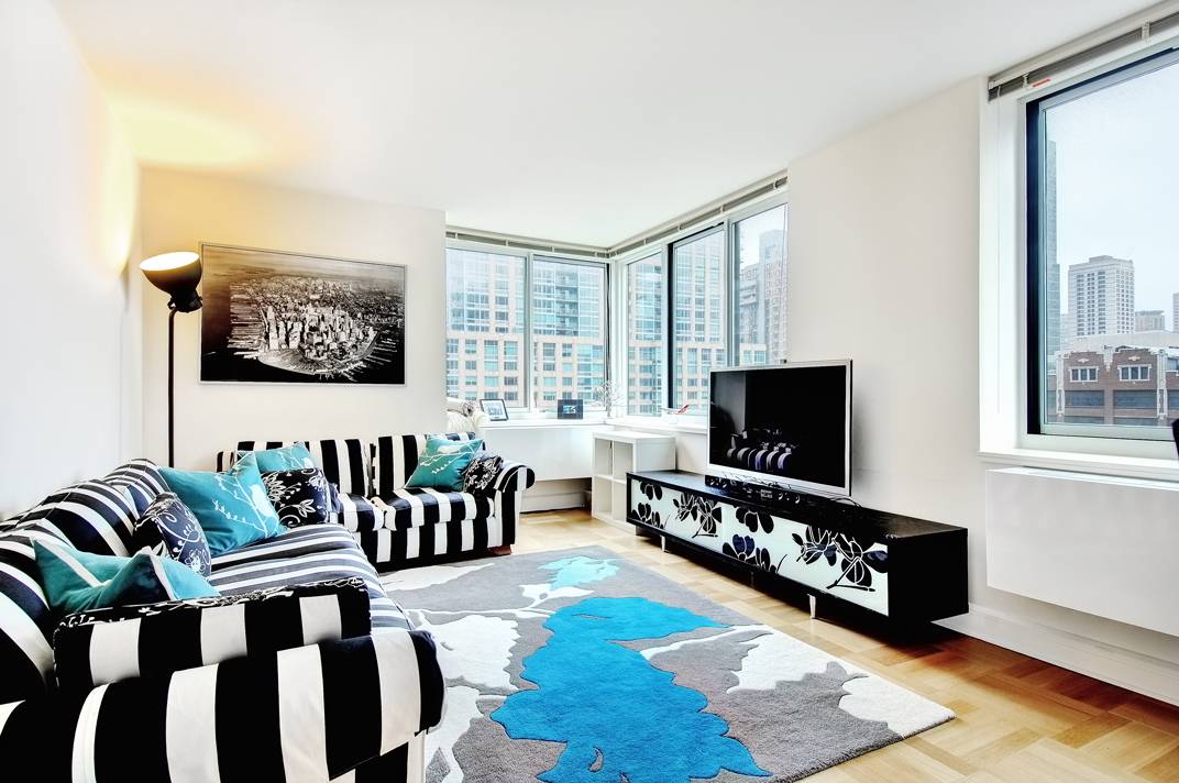 Beautiful 2 Bedroom | 2 Bathroom in a Luxury High Rise | Brand New to the Market!