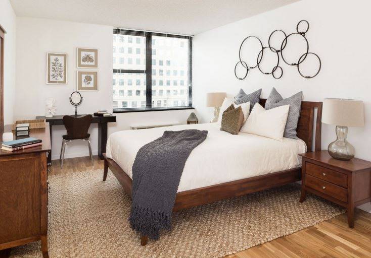 IF YOU ARE LOOKING FOR A TON OF SPACE THEN YOU HAVE FOUND IT HERE IN THIS HUGE 1 BED IN BATTERY PARK
