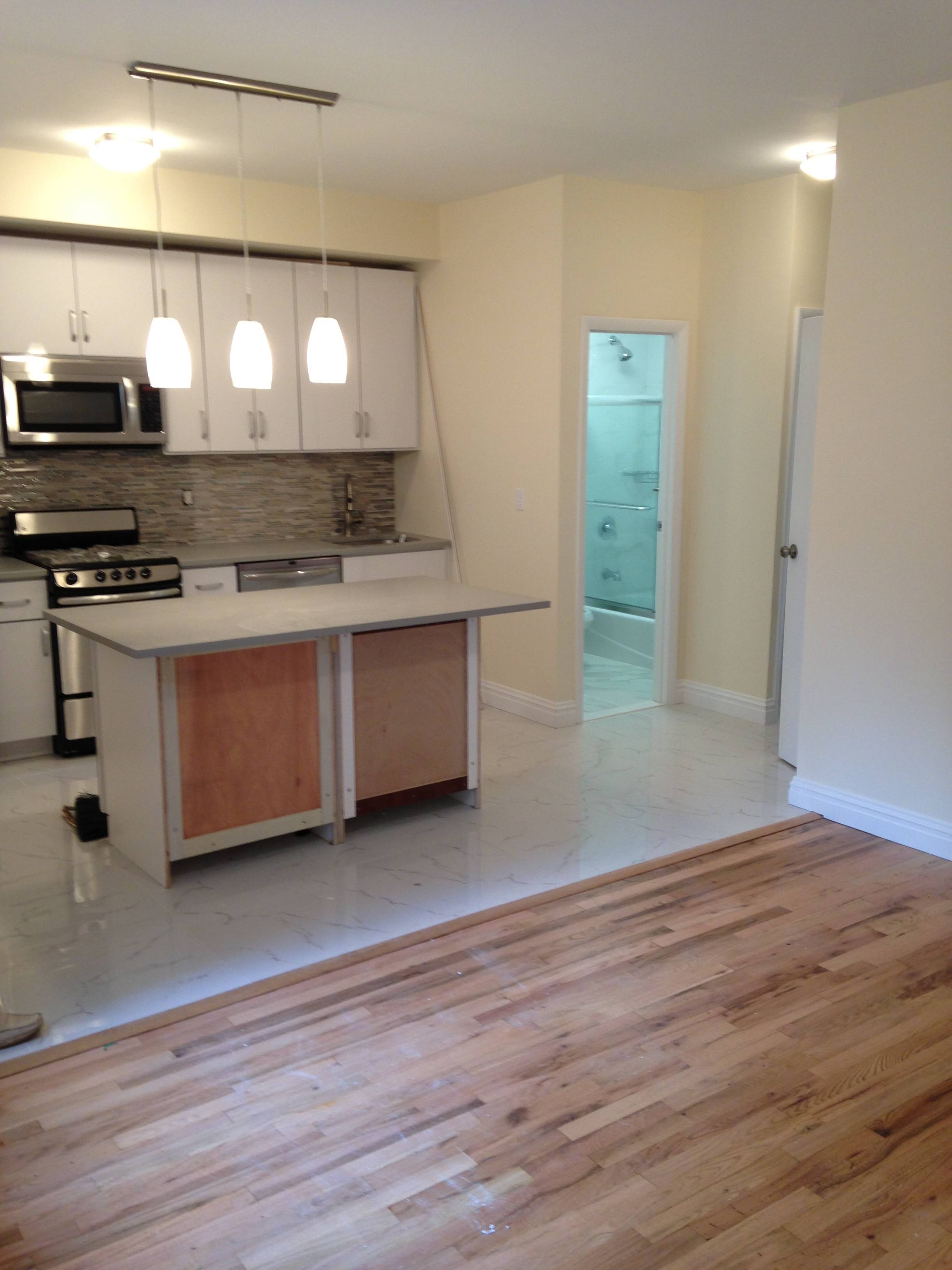 Astoria, Queens NY, 2 BR, $2500 Newly Renovated! Act Quick!