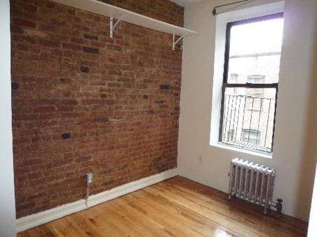 Beautiful 2 Bedrooms $3,400 in Greenwich Village