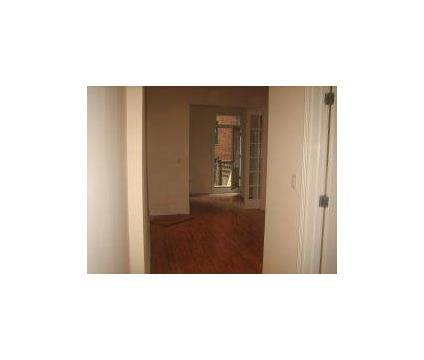 TOTALLY RENOVATED 1BR!!! HEART OF MIDTOWN EAST! OUTSTANDING DEAL!!!