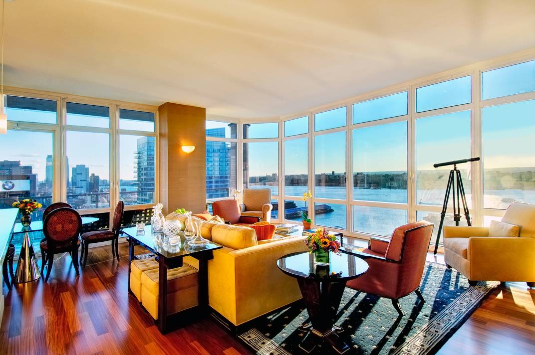 Upper West Side, New To The Market !   Luxury Condominium,  10 West End Avenue, 30-C,  Horizon Collection. Magnificent, 3BD/2.5BA Contemporary Corner Residence with Multiple Exposures and Beautiful NYC  Skyline and River Views