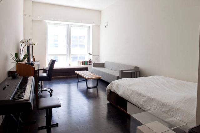 BRIGHT SOUTH FACING STUDIO AT THE DISTRICT, 111 FULTON STREET, FINANCIAL DISTRICT